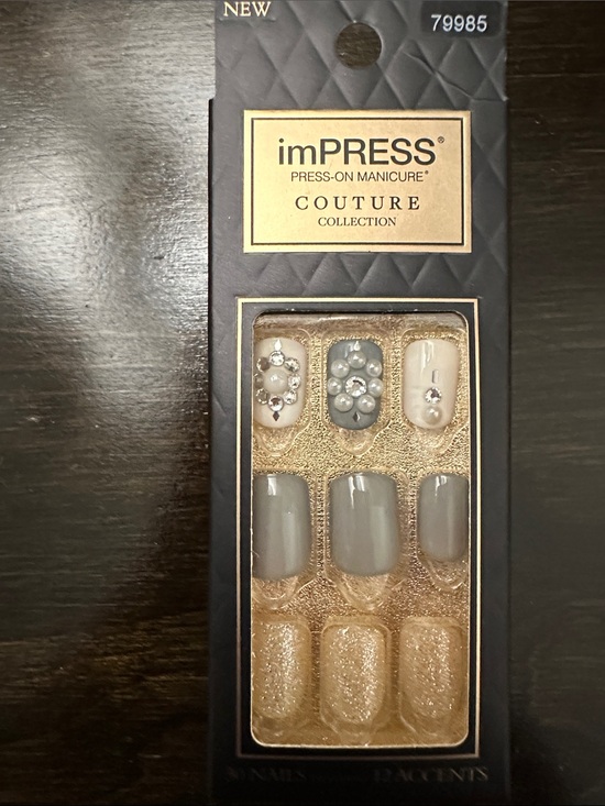 imPRESS Other - imPRESS Couture Press-On Manicure - Gray & Champagne Jewel Accents